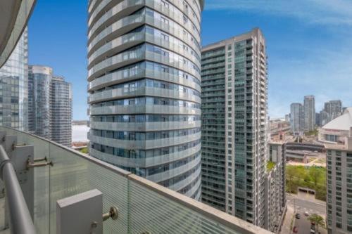 تورونتو Downtown Suites المظهر الخارجي الصورة