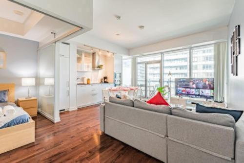 تورونتو Downtown Suites المظهر الخارجي الصورة